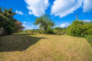 Gardens- click for photo gallery